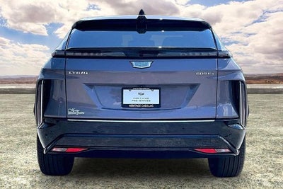 2025 Cadillac LYRIQ Luxury 3