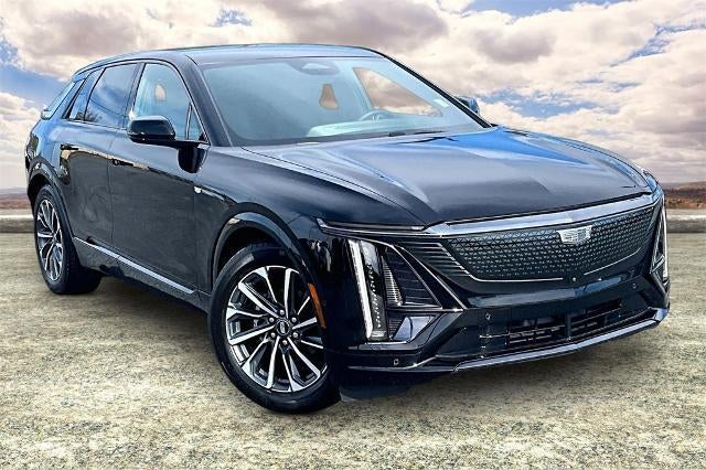 2024 Cadillac LYRIQ Sport 2