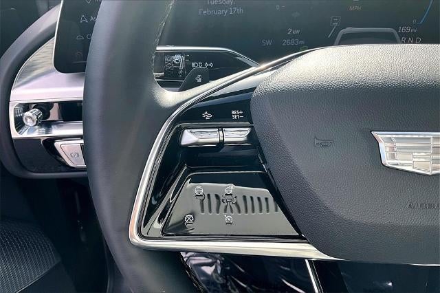 2024 Cadillac LYRIQ Sport 2