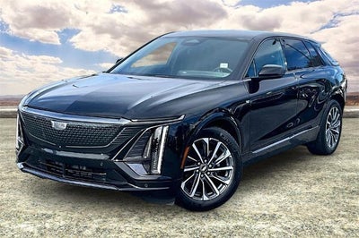 2024 Cadillac LYRIQ Sport 2