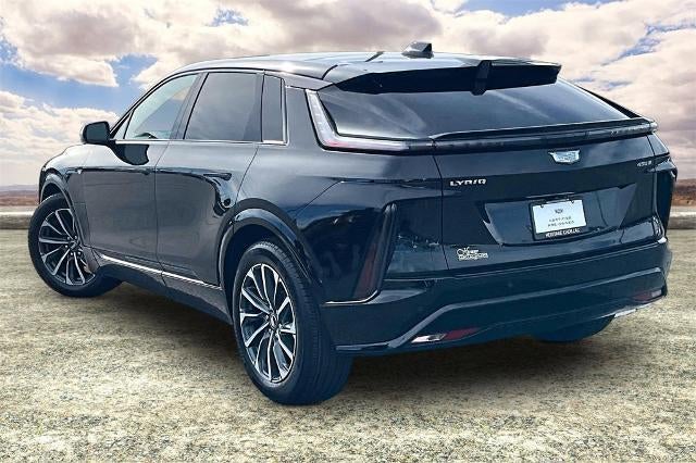2024 Cadillac LYRIQ Sport 2