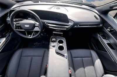 2024 Cadillac LYRIQ Sport 2