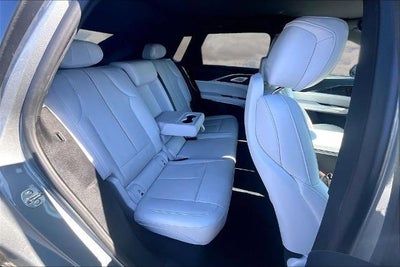 2024 Cadillac LYRIQ Sport 2