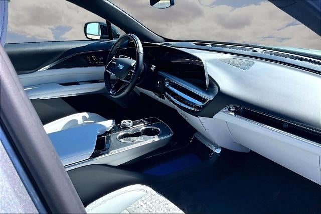 2024 Cadillac LYRIQ Sport 2