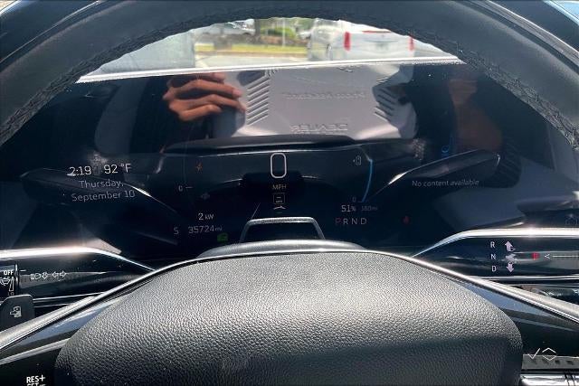 2024 Cadillac LYRIQ Sport 2