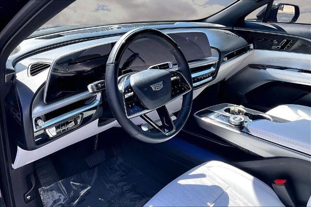 2024 Cadillac LYRIQ Sport 2