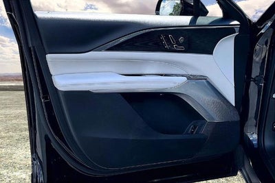 2024 Cadillac LYRIQ Sport 2