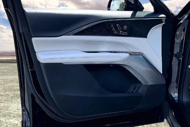 2024 Cadillac LYRIQ Sport 2