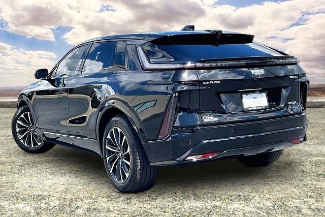 2024 Cadillac LYRIQ Sport 2