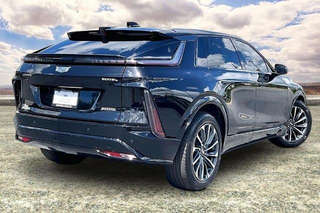 2024 Cadillac LYRIQ Sport 2