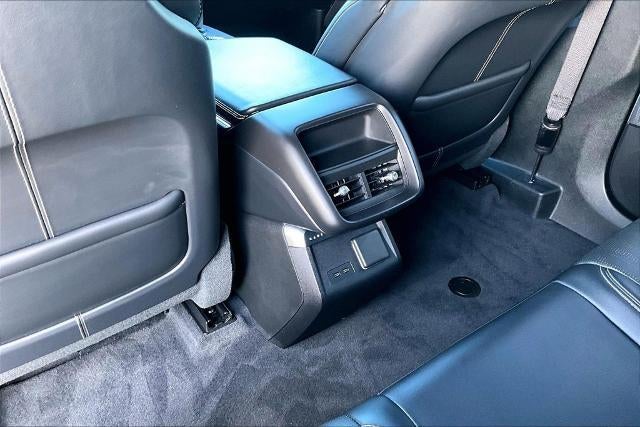 2024 Cadillac LYRIQ Sport 2