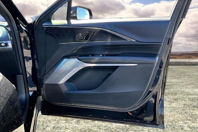 2024 Cadillac LYRIQ Sport 2