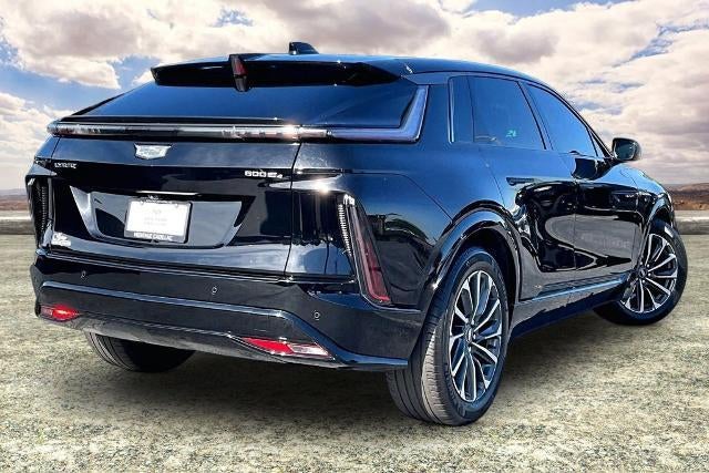 2024 Cadillac LYRIQ Sport 2