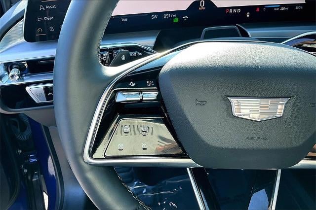 2024 Cadillac LYRIQ Sport 3