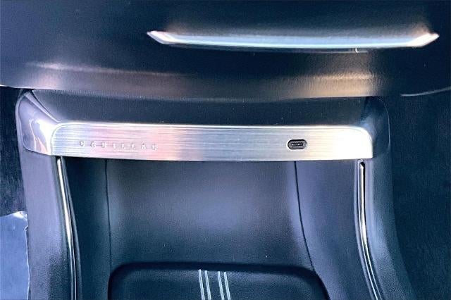 2024 Cadillac LYRIQ Sport 3