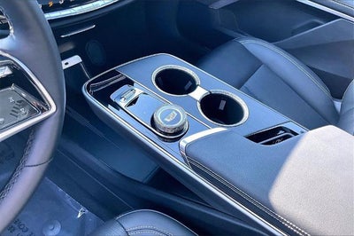 2024 Cadillac LYRIQ Sport 3