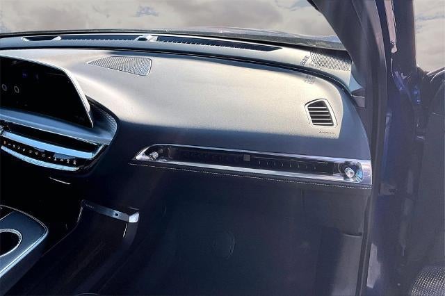 2024 Cadillac LYRIQ Sport 3