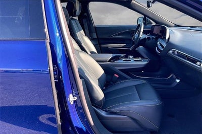 2024 Cadillac LYRIQ Sport 3