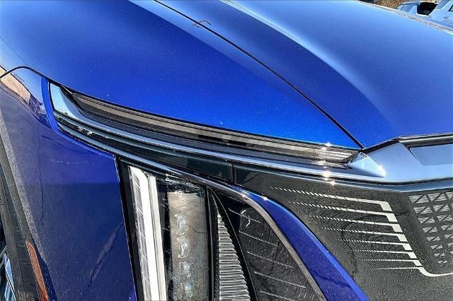 2024 Cadillac LYRIQ Sport 3