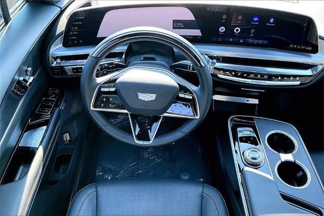 2024 Cadillac LYRIQ Sport 3