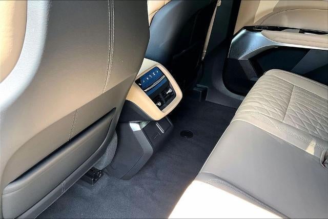 2024 Cadillac LYRIQ Sport 3