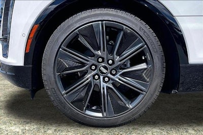 2024 Cadillac LYRIQ Sport 3