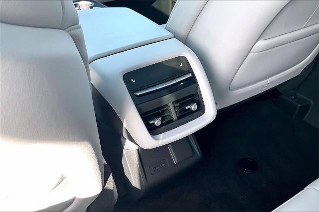 2024 Cadillac LYRIQ Sport 3