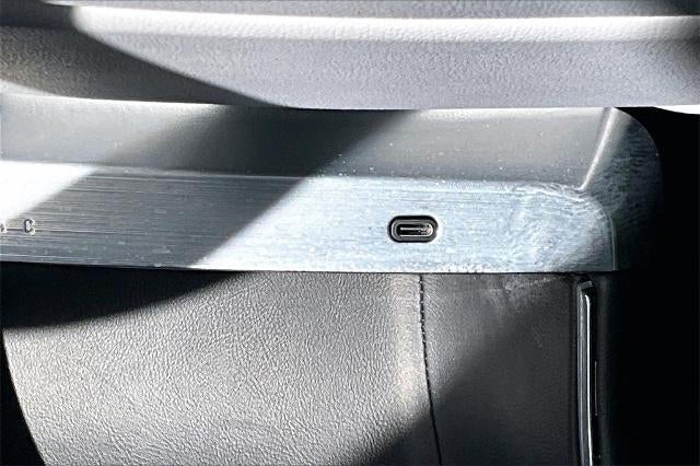 2024 Cadillac LYRIQ Sport 3