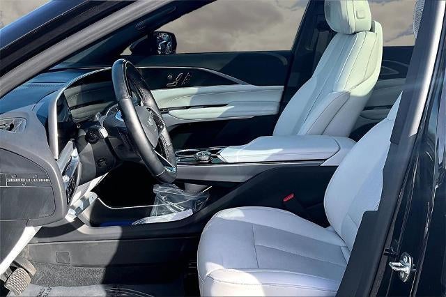 2024 Cadillac LYRIQ Sport 3