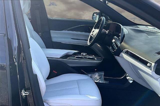 2024 Cadillac LYRIQ Sport 3