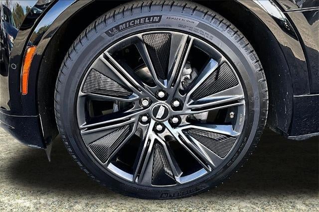 2024 Cadillac LYRIQ Sport 3