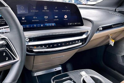 2024 Cadillac LYRIQ Sport 3