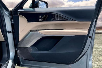 2024 Cadillac LYRIQ Sport 3