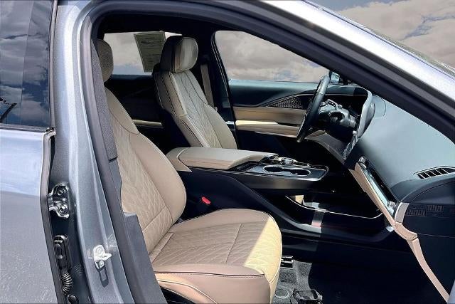 2024 Cadillac LYRIQ Sport 3