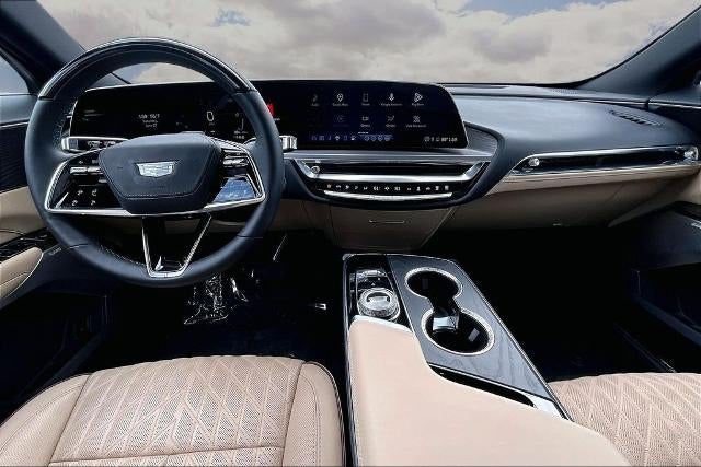 2024 Cadillac LYRIQ Sport 3