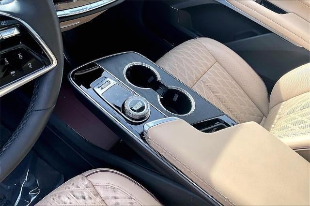 2024 Cadillac LYRIQ Sport 3