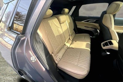 2024 Cadillac LYRIQ Sport 3