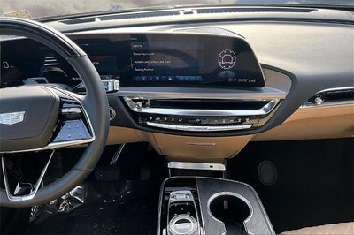 2024 Cadillac LYRIQ Sport 3