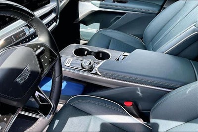 2024 Cadillac LYRIQ Sport 3