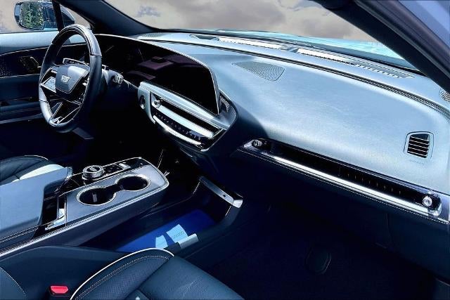 2024 Cadillac LYRIQ Sport 3