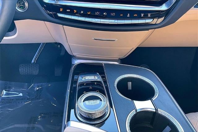 2024 Cadillac LYRIQ Sport 3