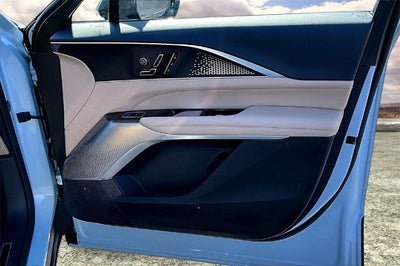 2024 Cadillac LYRIQ Sport 3