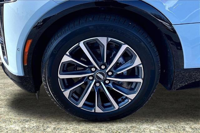 2024 Cadillac LYRIQ Sport 3