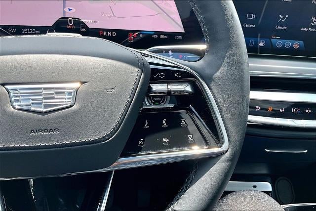 2024 Cadillac LYRIQ Sport 3