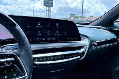 2024 Cadillac LYRIQ Sport 3