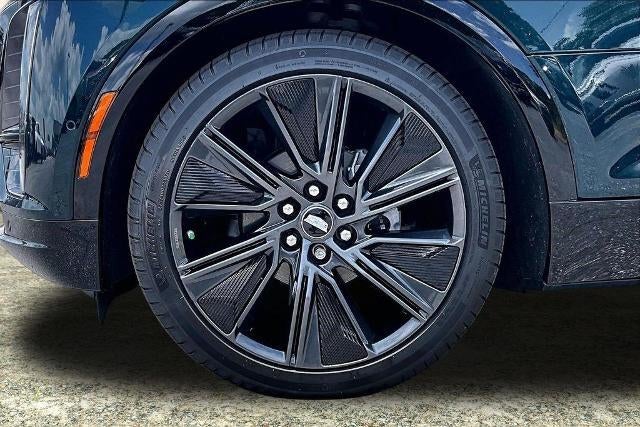 2024 Cadillac LYRIQ Sport 3