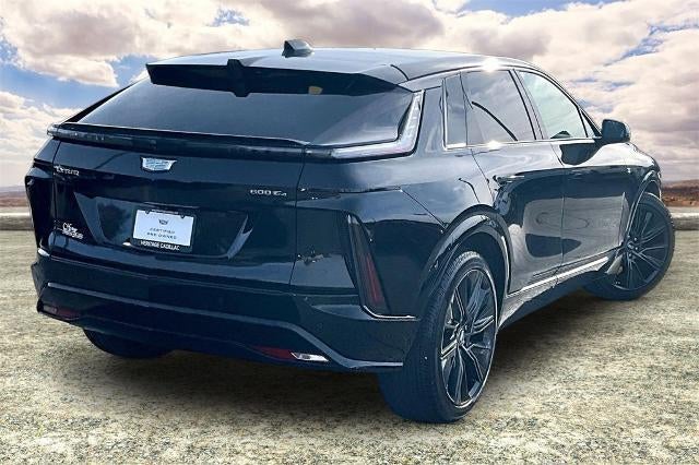 2024 Cadillac LYRIQ Sport 3