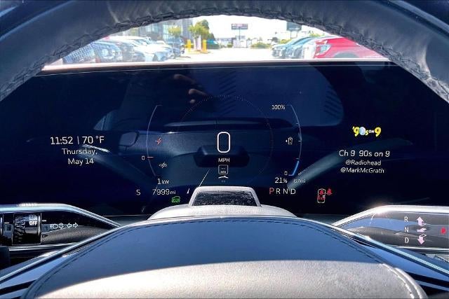 2025 Cadillac LYRIQ Sport 3