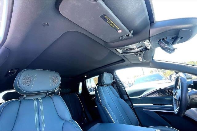 2025 Cadillac LYRIQ Sport 3