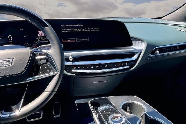2025 Cadillac LYRIQ Sport 3